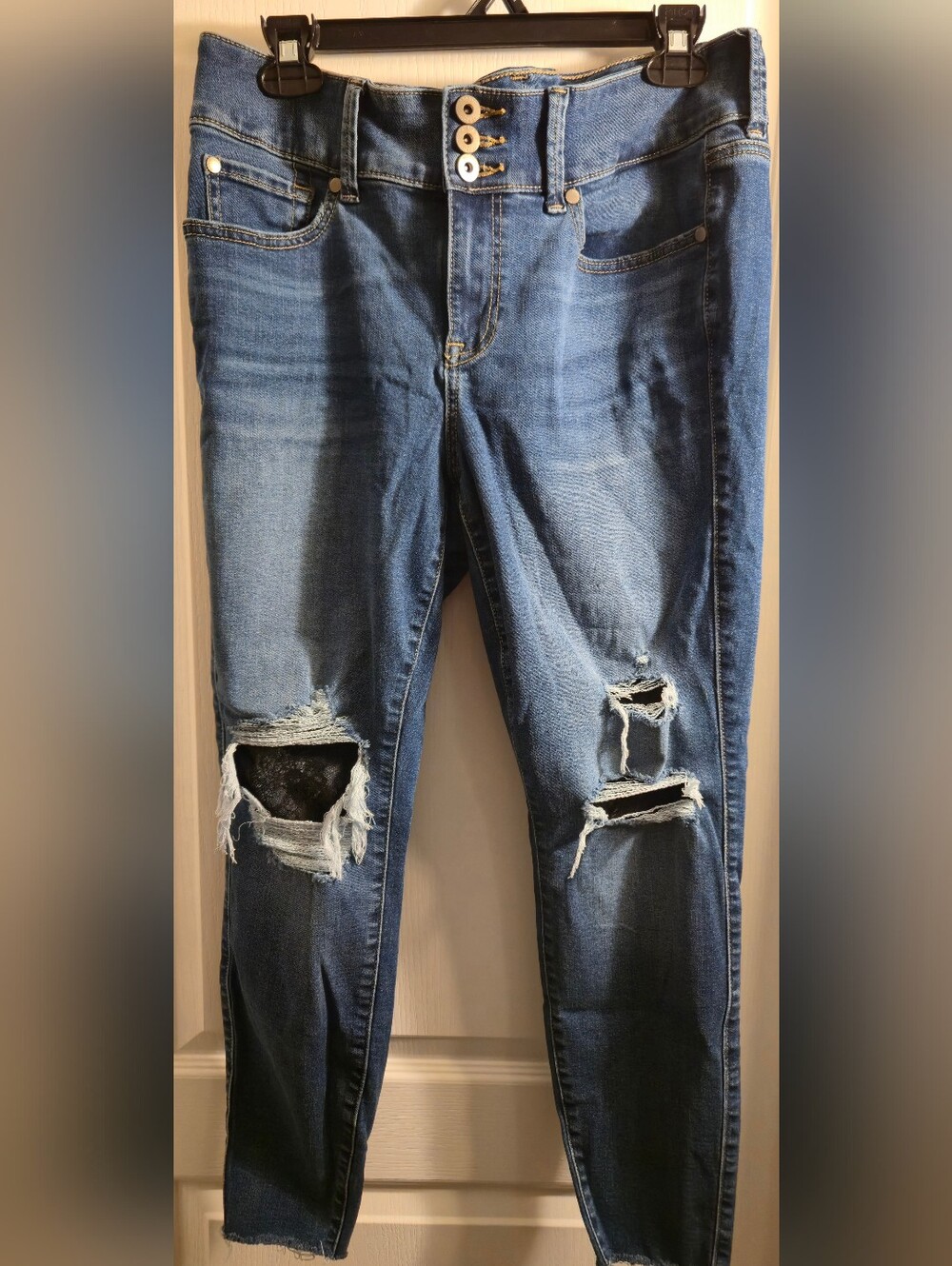 torrid Blue Denim Jeggings Rips With Black Lace Inserts